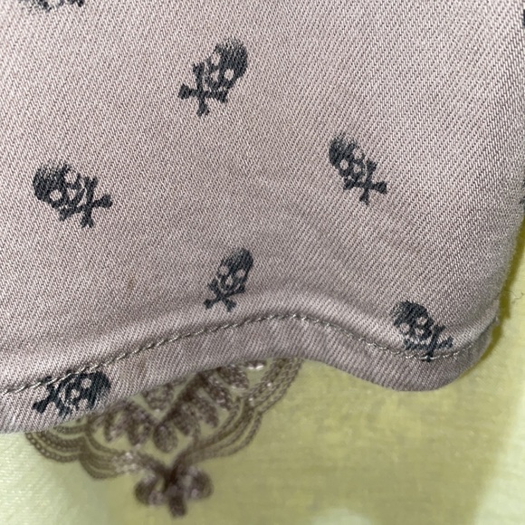 LUCKY CHARLIE SUPER SKINNY SKULL/CROSSBONES JEANS SZ 10/30 - Picture 10 of 10